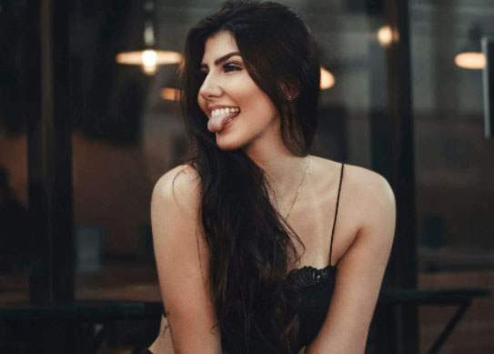属狗明天运势：明天属狗的你将迎来好运，奋斗的机会与挑战并存！