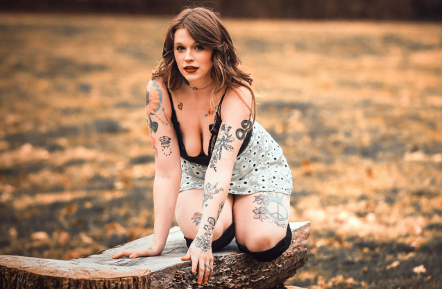 属蛇的女生命运好不好：属蛇女性的命运揭秘，成功与幸福的背后故事
