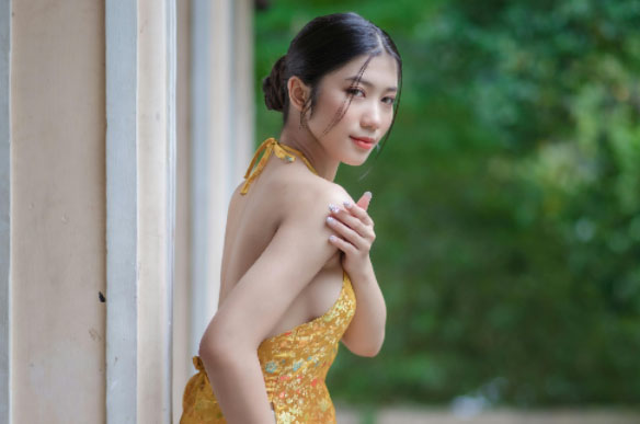 属蛇人腊月运势：属蛇人在腊月的运势大揭秘，财富与爱情双丰收！